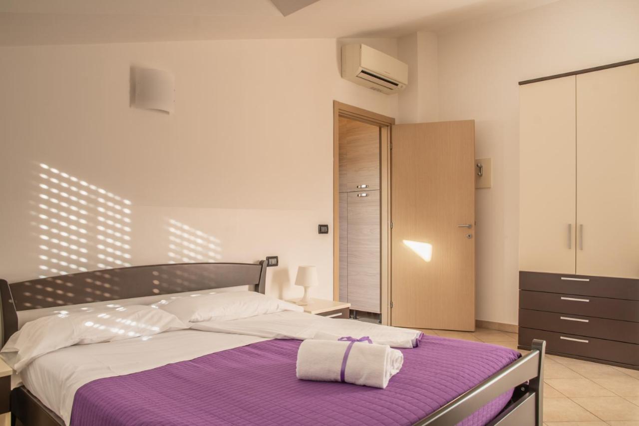Residence Holidays ปิเอตราลิกูเร ภายนอก รูปภาพ