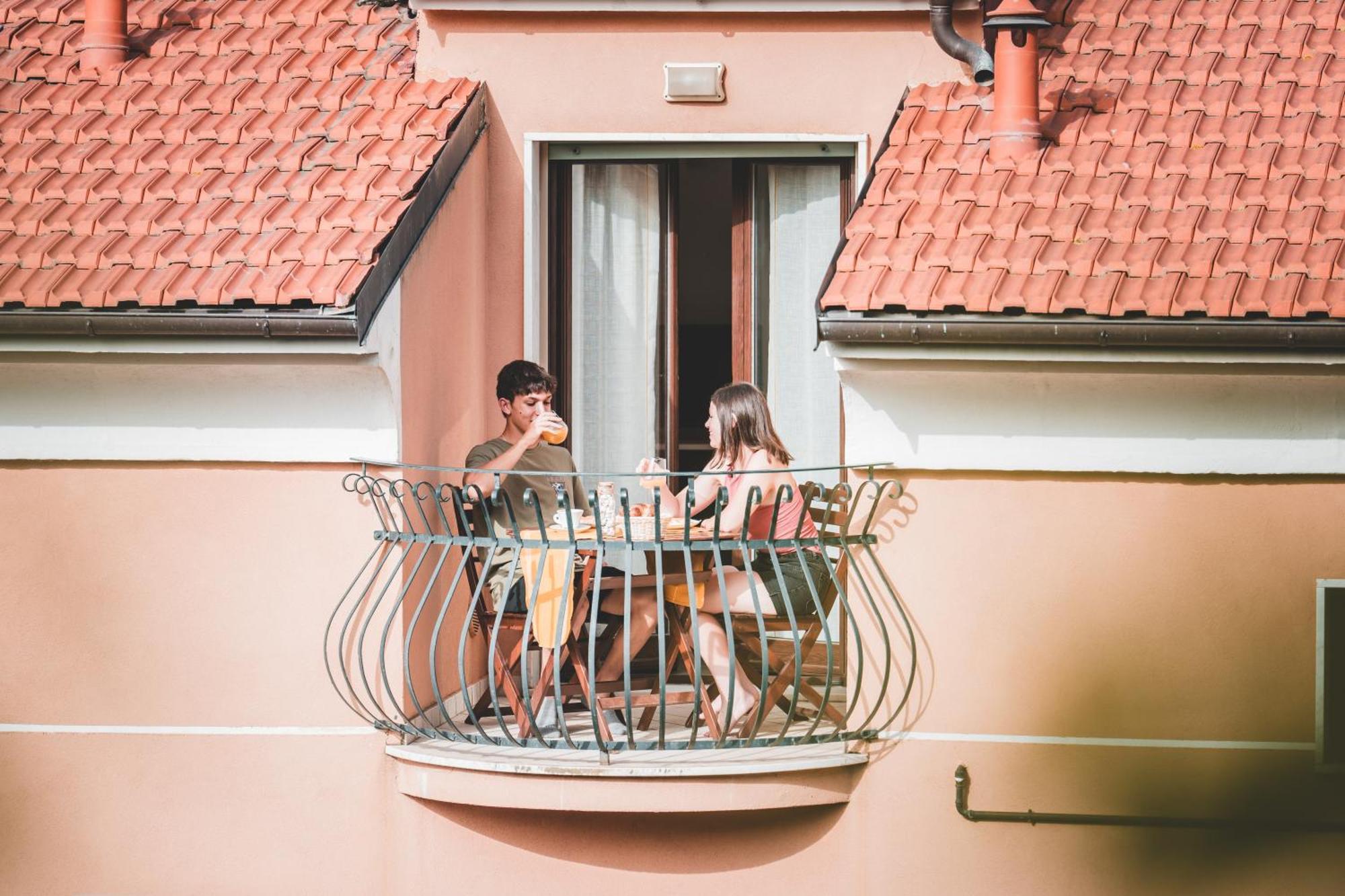 Residence Holidays ปิเอตราลิกูเร ภายนอก รูปภาพ