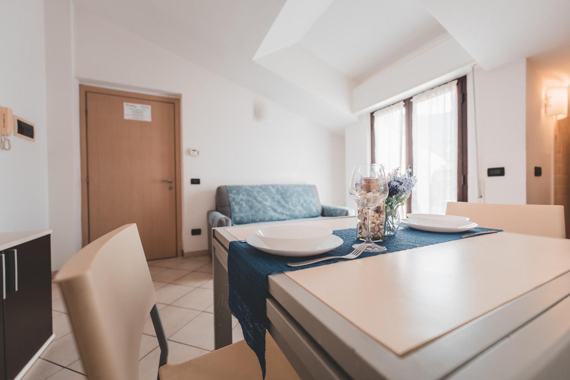 Residence Holidays ปิเอตราลิกูเร ภายนอก รูปภาพ